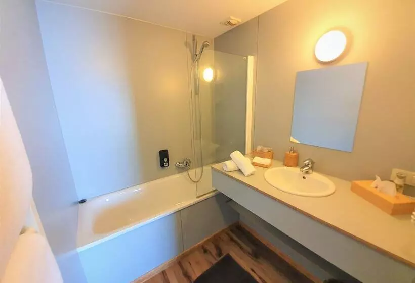 ホテル Les 7 Meuses   Restaurant & Hébergements Hôteliers   Insolites   Wellness   Gîtes