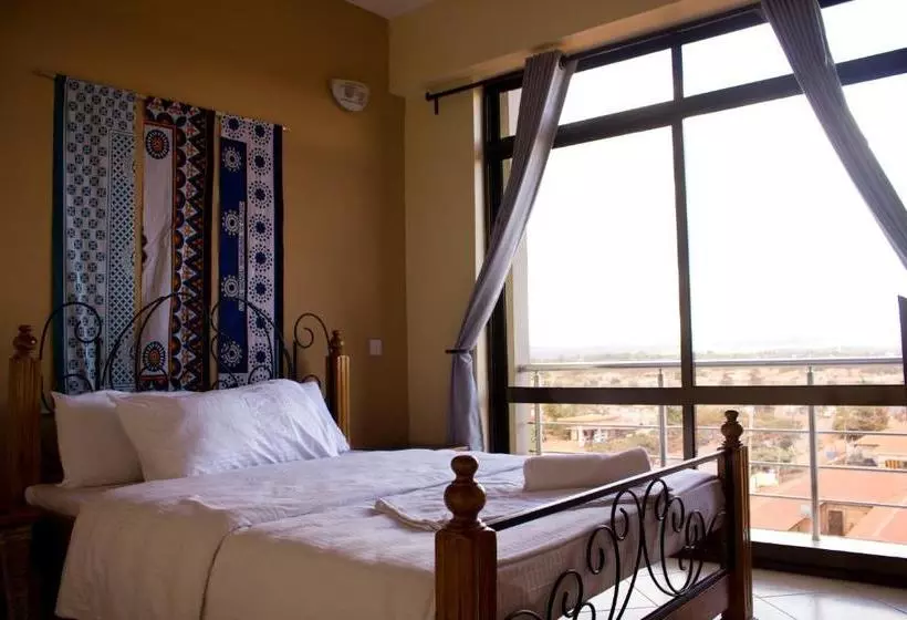 هتل Lilac Elevate Inn