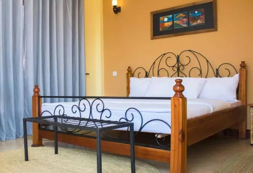 هتل Lilac Elevate Inn