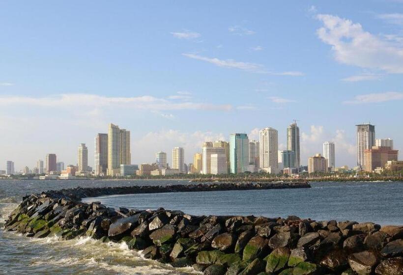 Отель Reddoorz Plus Near Osmena Highway 2