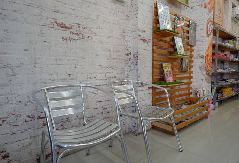 Hotel Reddoorz Syariah Near Universitas Negeri Gorontalo 2