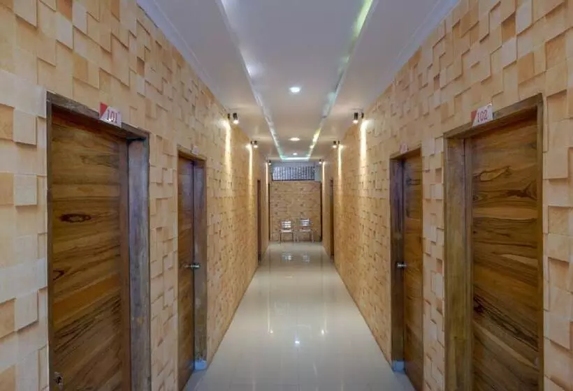 ホテル Reddoorz Syariah Near Universitas Negeri Gorontalo 2