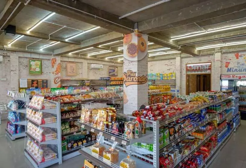 ホテル Reddoorz Syariah Near Universitas Negeri Gorontalo 2