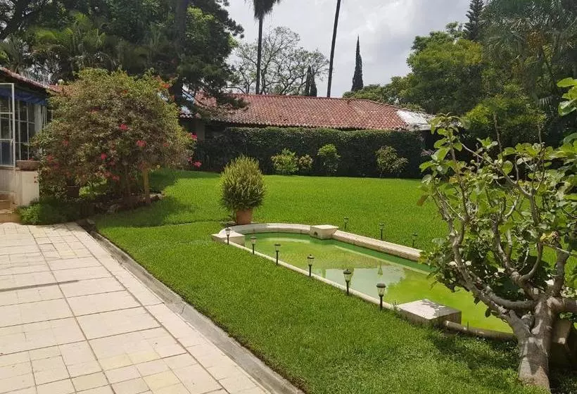 هتل Villa Lourdes