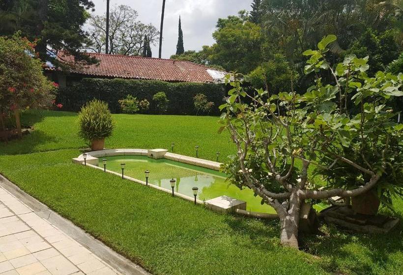 فندق Villa Lourdes