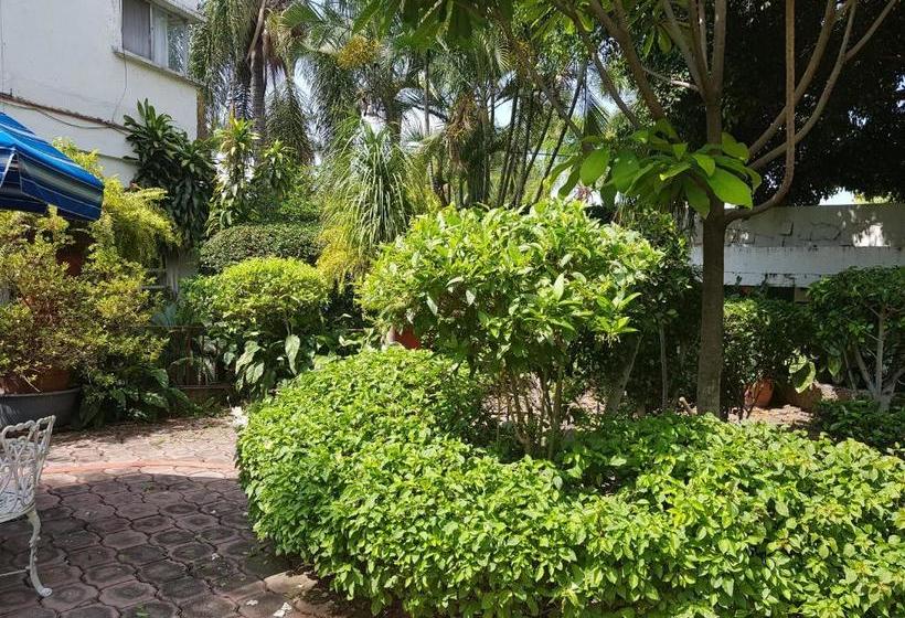 فندق Villa Lourdes