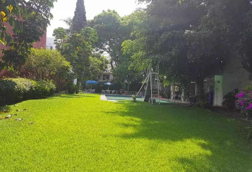 هتل Villa Lourdes