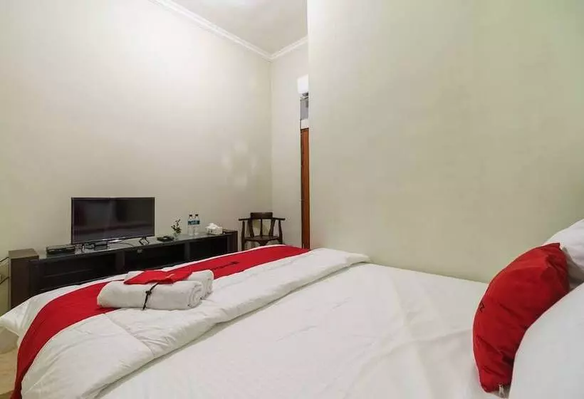 ペンション Koolkost Syariah Near Stasiun Poris Tangerang