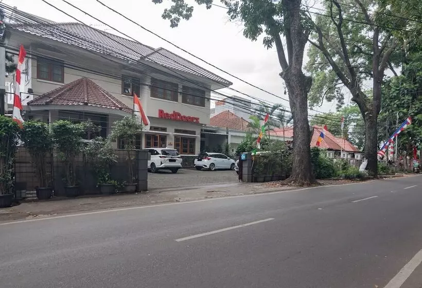 Majatalo Reddoorz Near Simpang Dago 2