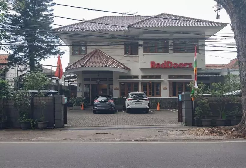 Majatalo Reddoorz Near Simpang Dago 2