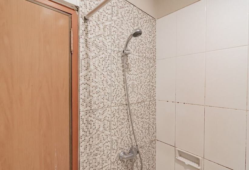 פנסיון Reddoorz Near Simpang Dago 2