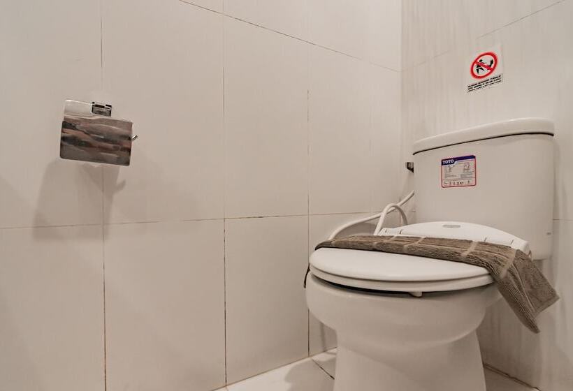 פנסיון Reddoorz Near Simpang Dago 2