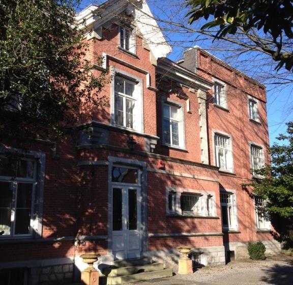 ベッドアンドブレックファースト Garden & Breakfast