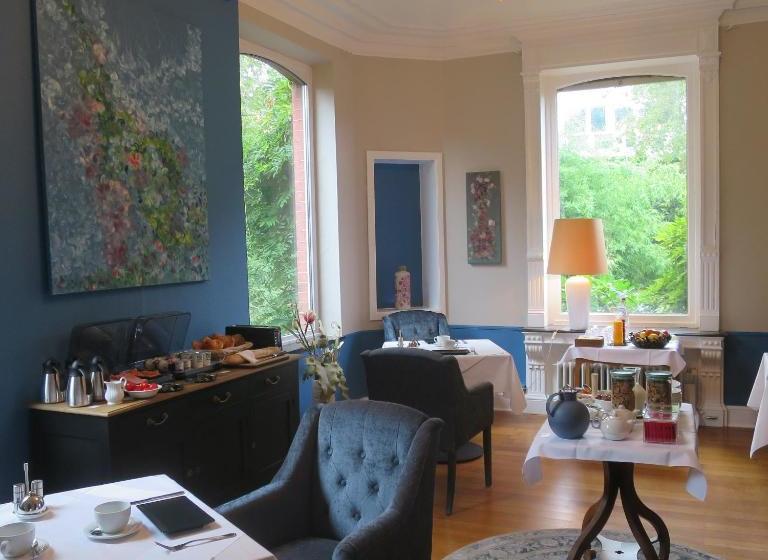 ベッドアンドブレックファースト Garden & Breakfast