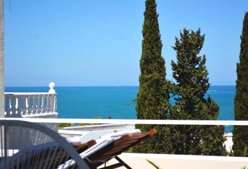 پانسیون Villa Edo