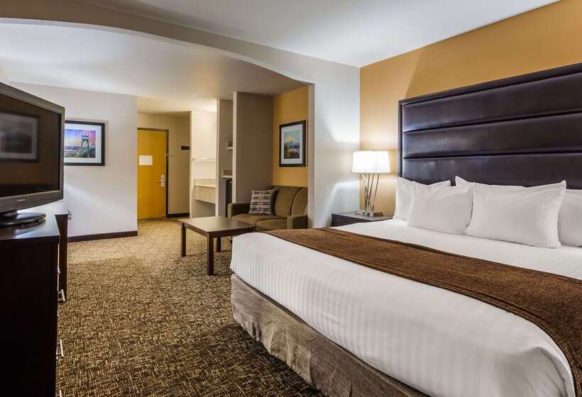 ホテル Best Western Oak Meadows Inn