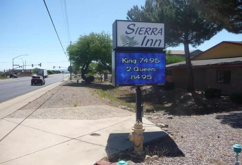 هتل Sierra Inn