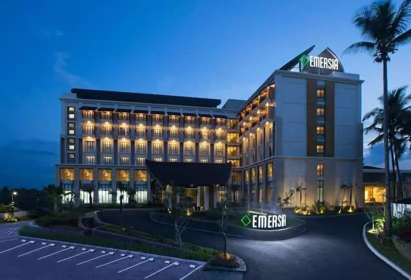 Emersia Hotel & Resort Batusangkar