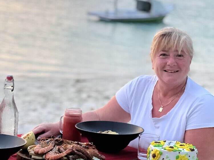 هتل Lagoon Villa Thoddoo