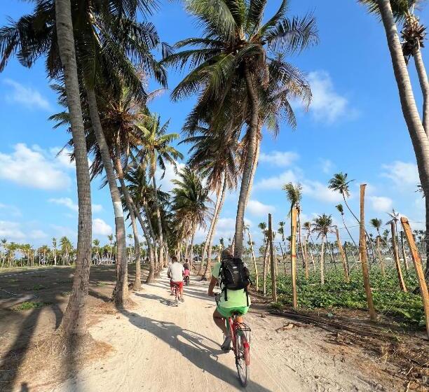 هتل Lagoon Villa Thoddoo