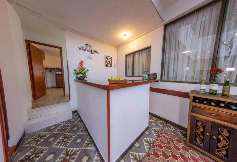 ホテル Refugio Del Lago