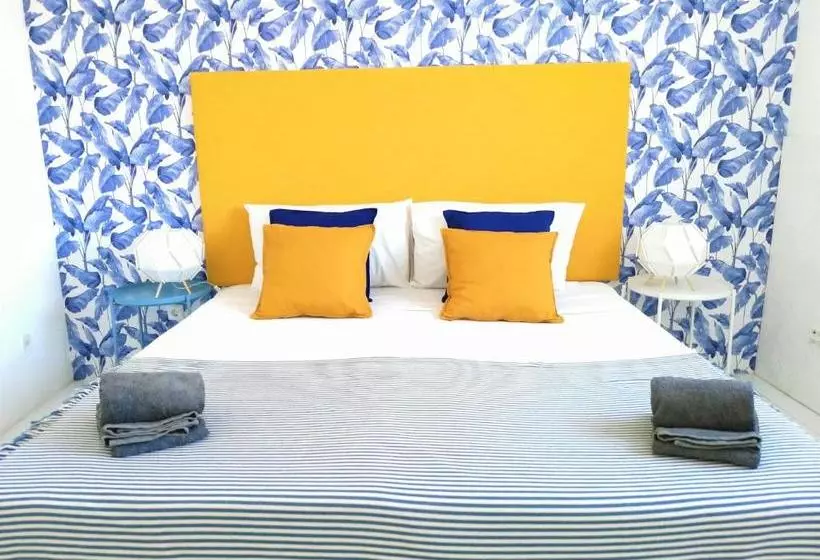 تختخواب و صبحانه Casa Blu Guesthouse   Maison D Hôtes