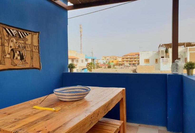 تختخواب و صبحانه Casa Blu Guesthouse Maison D Hôtes