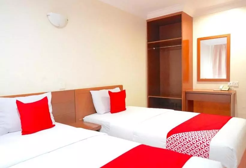 Hotelli Oyo 44051 Sunlight Inn