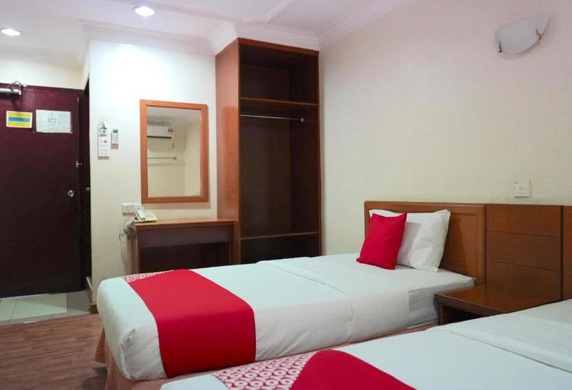 هتل Oyo 44051 Sunlight Inn