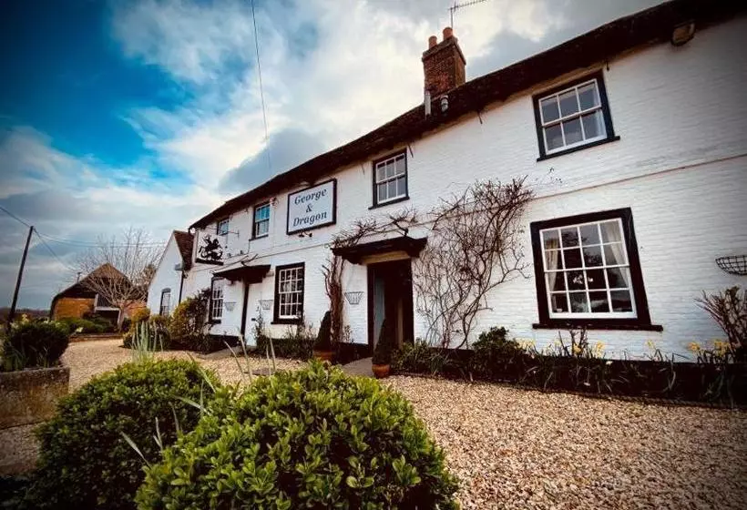 Aamiaismajoitus (B&B) George & Dragon Country Pub & Hotel Wolverton Townsend