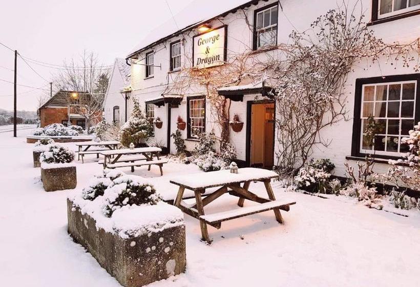 مبيت وإفطار George & Dragon Country Pub & Hotel Wolverton Townsend