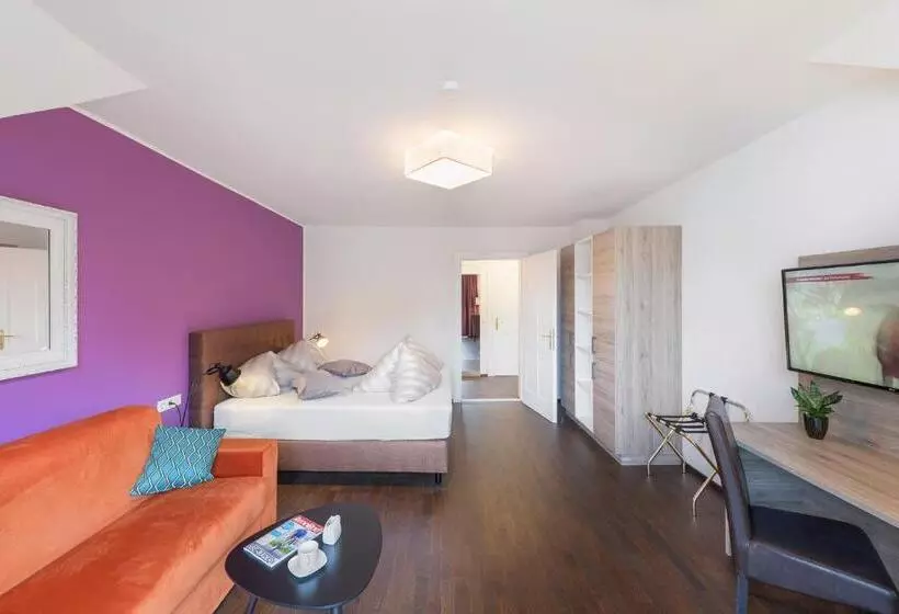 Villa Maria   Suiten & Appartement