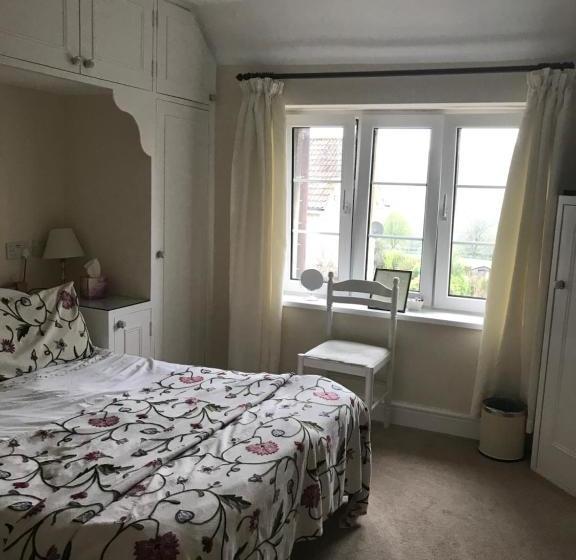 Bed and Breakfast Garstoncottage