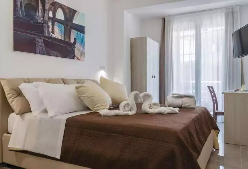 تختخواب و صبحانه Mediterraneo Palace Luxury Affittacamere