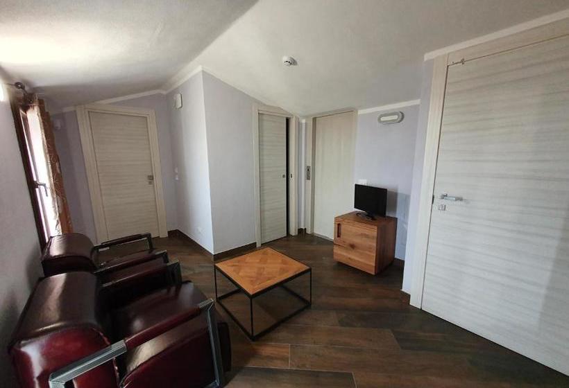 فندق Agriturismo Sant'anna