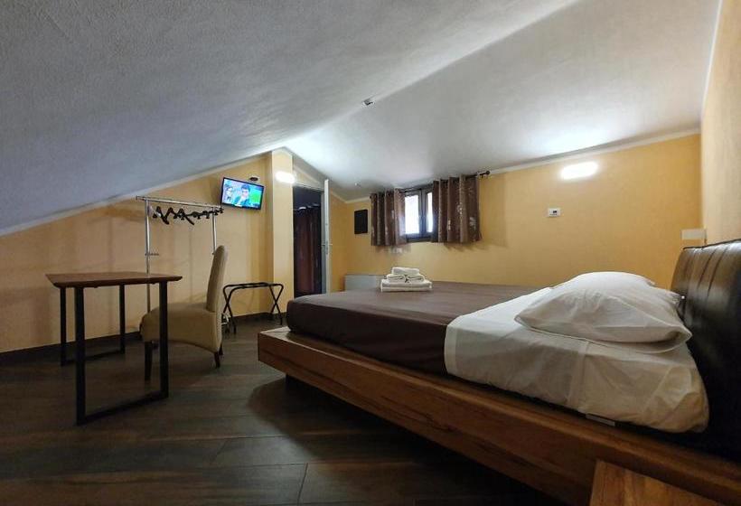 فندق Agriturismo Sant'anna