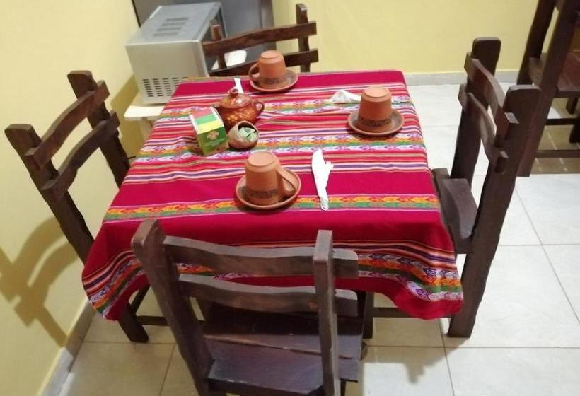 مبيت وإفطار Shumak Alpamayo Hostal Huaraz