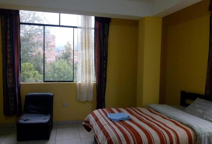 مبيت وإفطار Shumak Alpamayo Hostal Huaraz