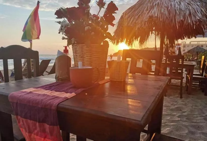 Hotel La Máxima & Lgbt