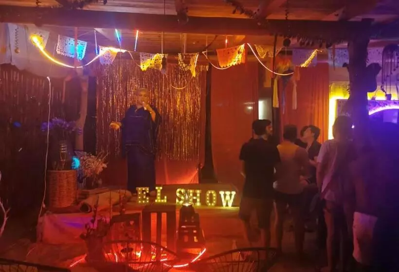 Hotel La Máxima & Lgbt