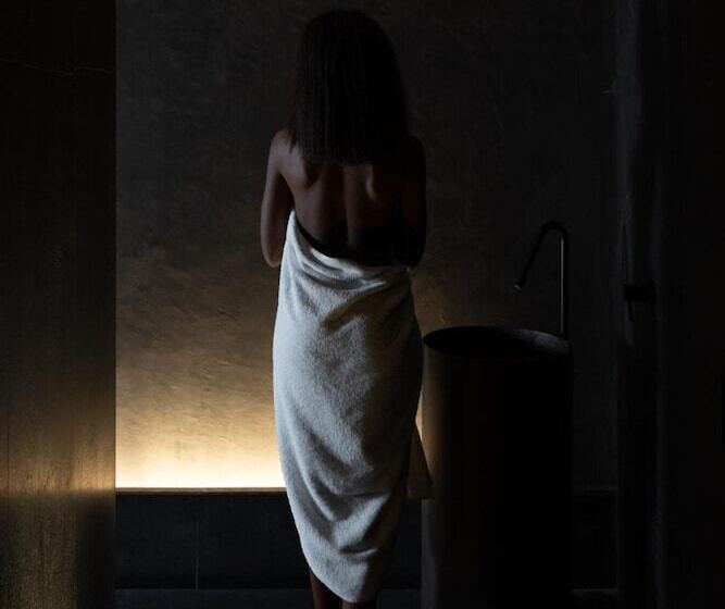 בית מלון כפרי Scenario