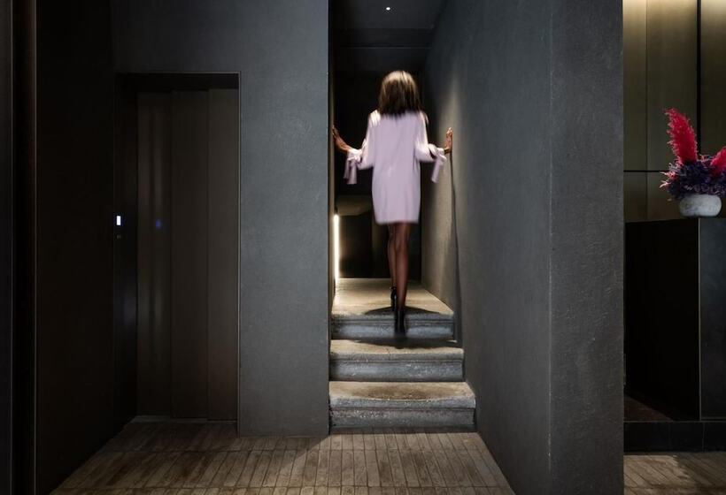 בית מלון כפרי Scenario