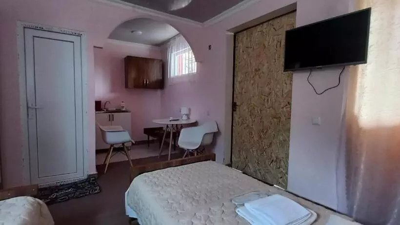 پانسیون Guest House Libu Zugdidi