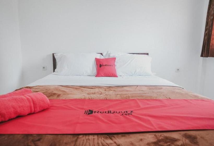 פנסיון Reddoorz Near Gatot Subroto Lampung 2