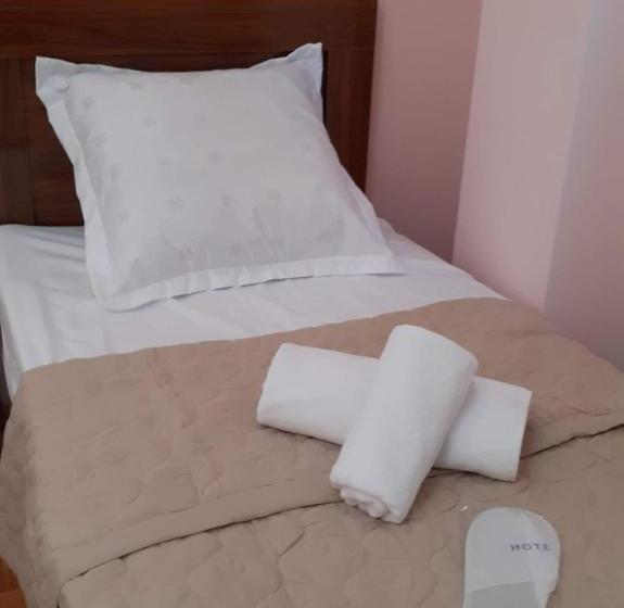 پانسیون Guest House Libu Zugdidi