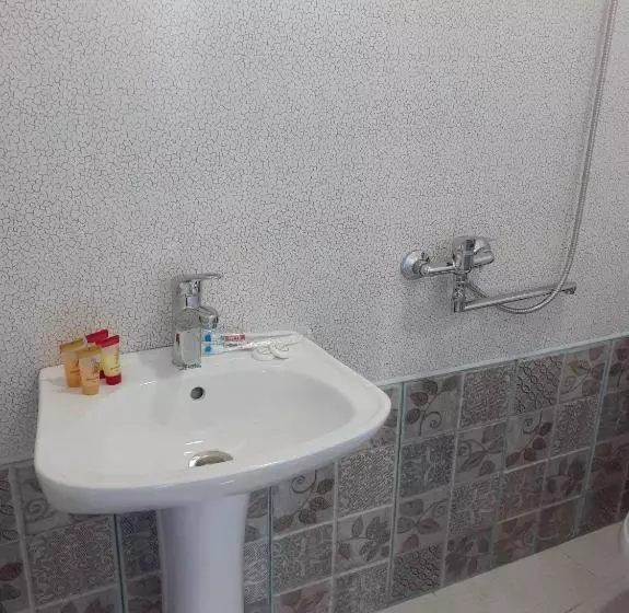 پانسیون Guest House Libu Zugdidi