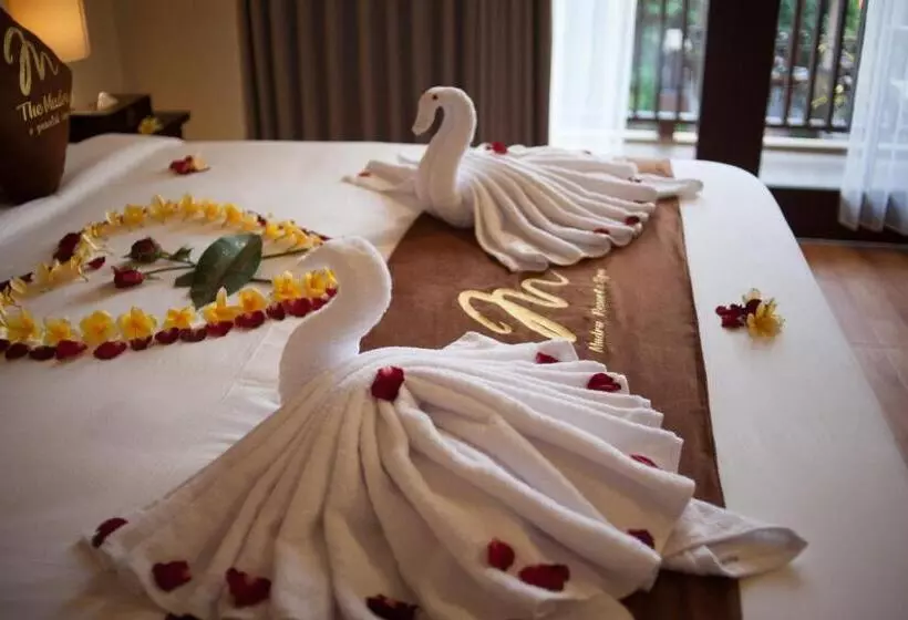 The Mudru Resort By Pramana Villas