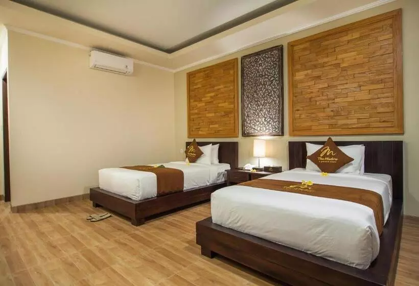 The Mudru Resort By Pramana Villas