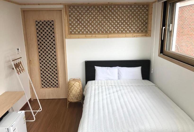 Hostel Cheukhudong 19beonji Guest House