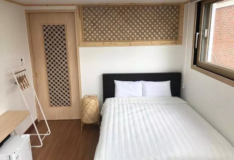 Hostel Cheukhudong 19beonji Guest House
